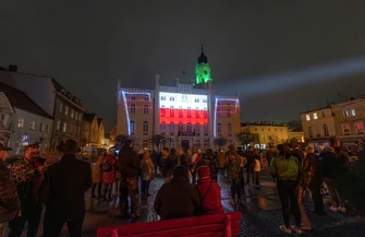 Tylna ściana budynku ratusza we Wschowie