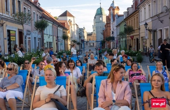 Grali i śpiewali na deptaku. Wystąpił duet Olejarz i Woźniak oraz Sejsmograf