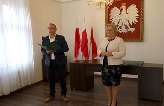 Nauczyciele mianowani oraz przedstawiciele gminy Szlichtyngowa