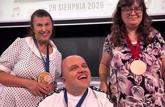 ŚDS Siedlnica po raz pierwszy na wojewódzkim przeglądzie piosenki w Cybince